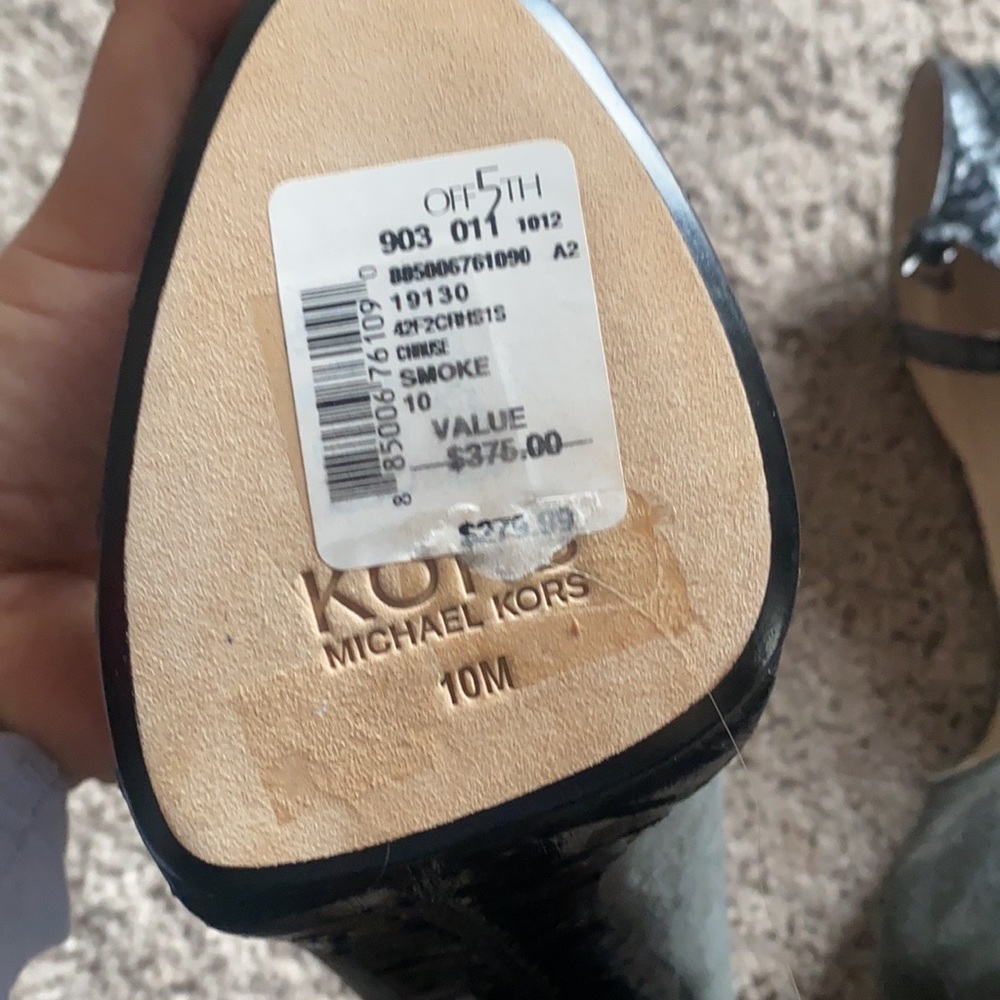 NEW Michael Kors Gray Suede Platform Shoe with Black Snake Skin Accents Size 10 - Picture 8 of 12